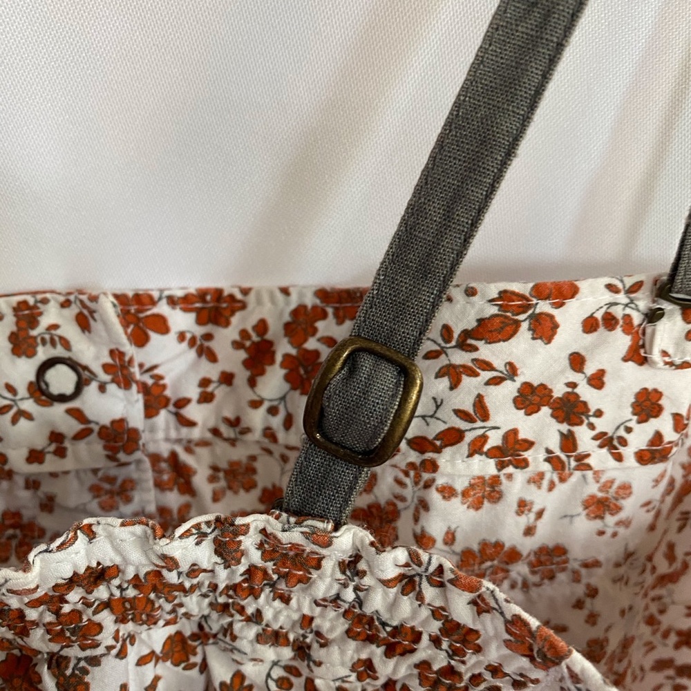 Southern Thread Convertible Blouse - Picture 5 of 6